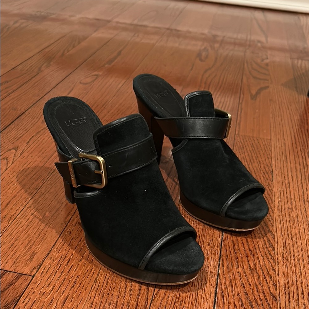 UGG Black Women's Slide Sandals